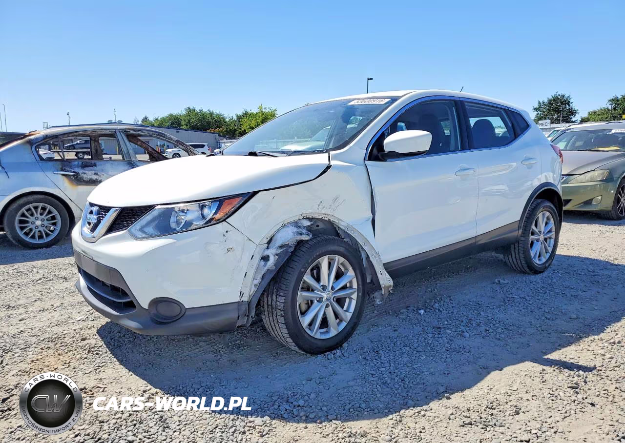 2017 Nissan Rogue Sport S