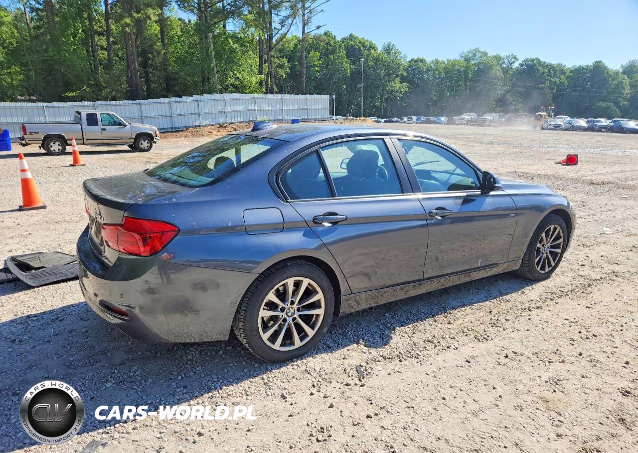 2017 BMW 320 Xi VIN:WBA8E5G3XHNU45178 - 3