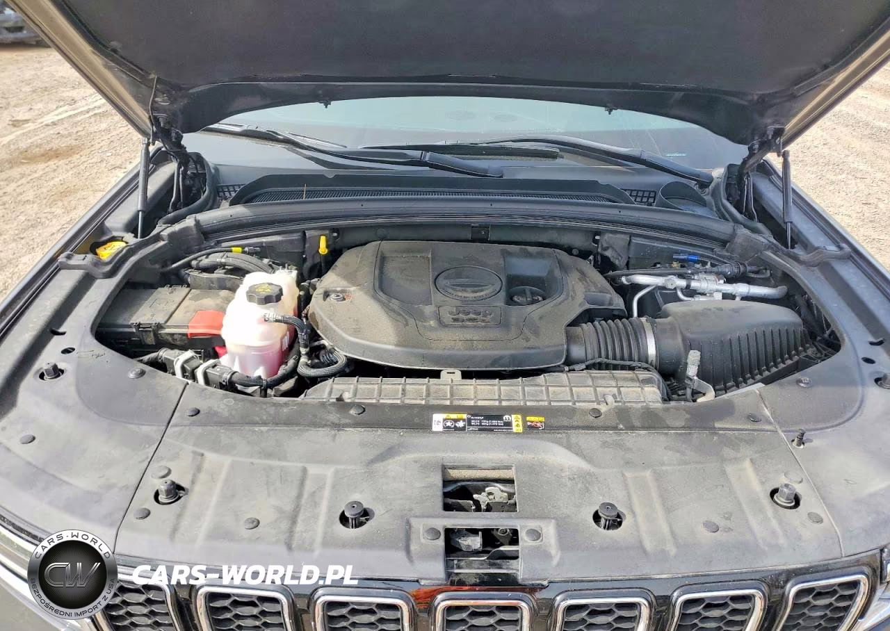 2022 Jeep Grand Cherokee Overland VIN:1C4RJHDG9N8561882 - 12