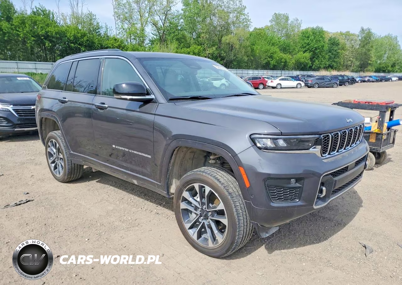 2022 Jeep Grand Cherokee Overland VIN:1C4RJHDG9N8561882 - 4
