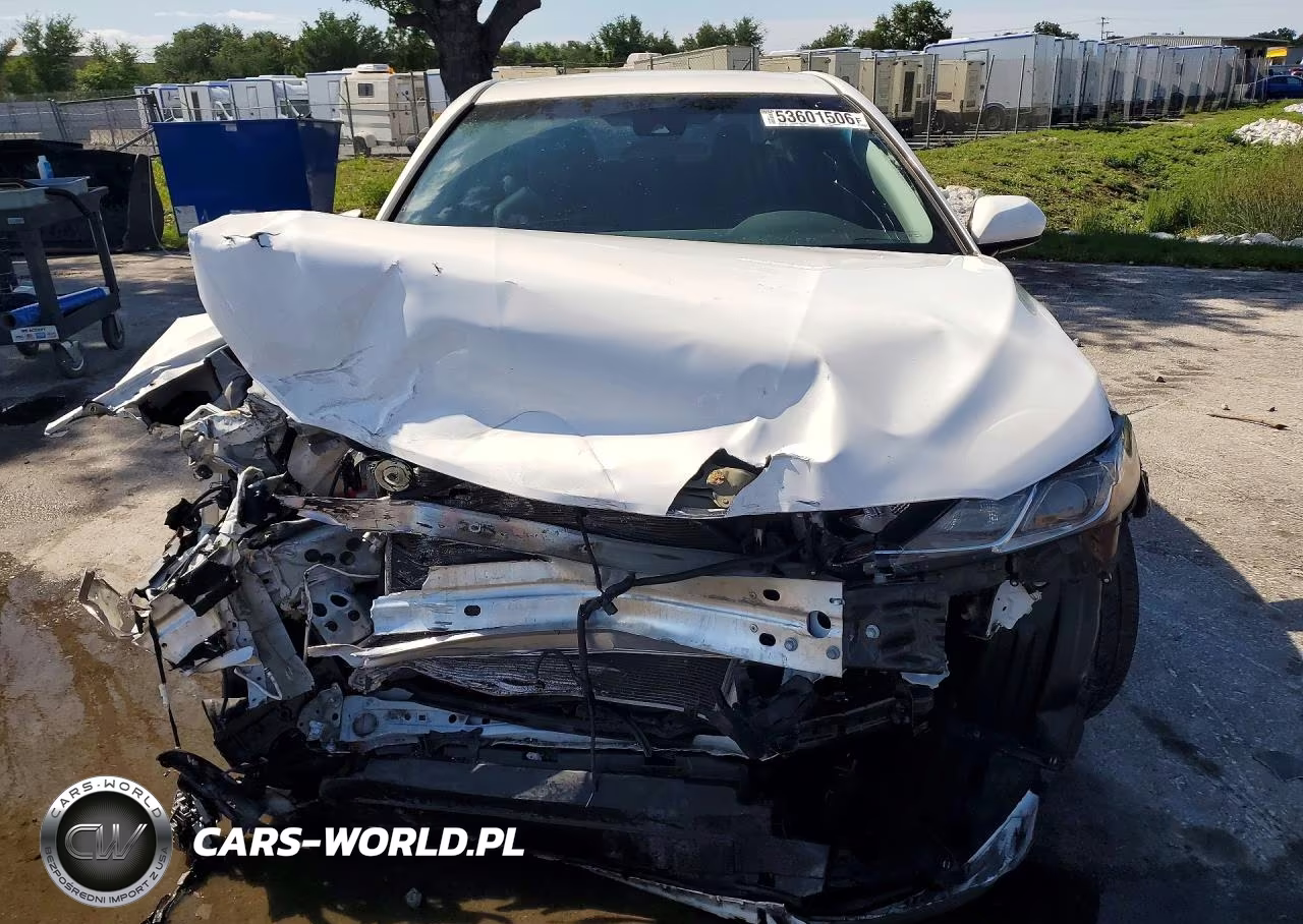 2018 Toyota Camry Se VIN:4T1B11HK2JU658023 - 5