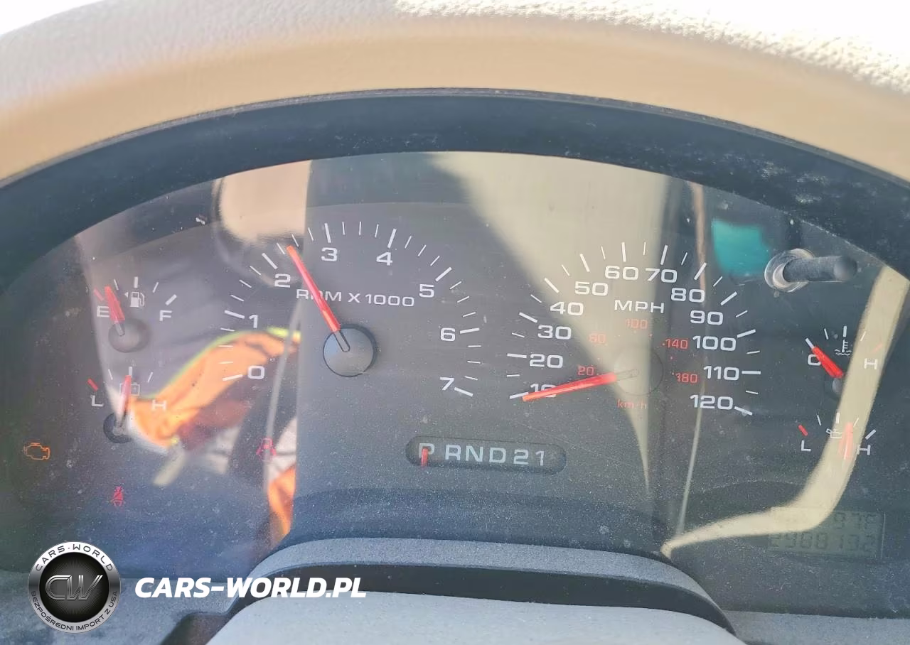 2005 Ford F150 VIN:1FTRX12W75NB33262 - 9