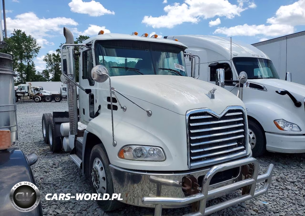 2015 Mack 600 Cxu600 - Semi Truck