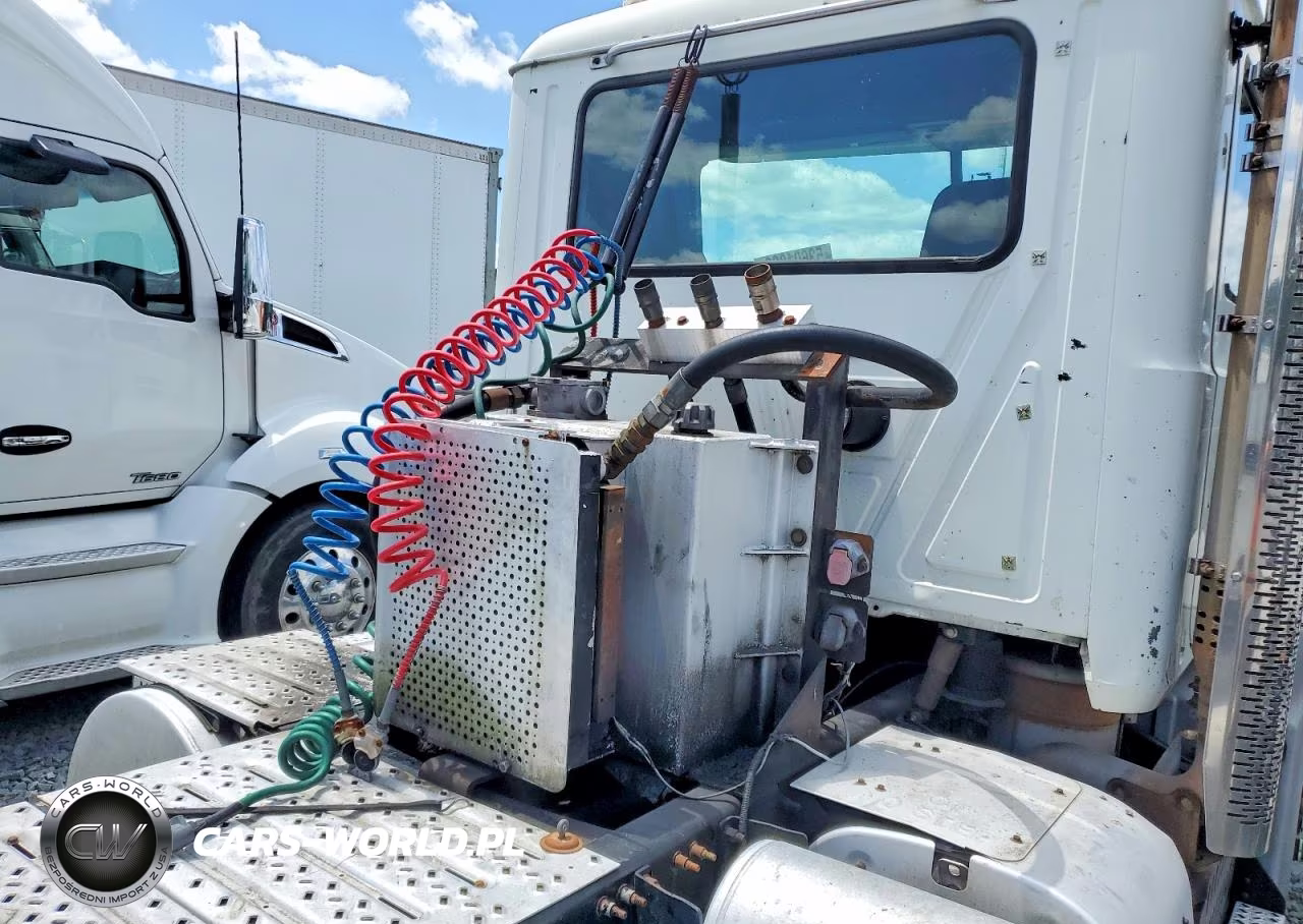 2015 Mack 600 Cxu600 - Semi Truck VIN:1M1AW09YXFM052331 - 6