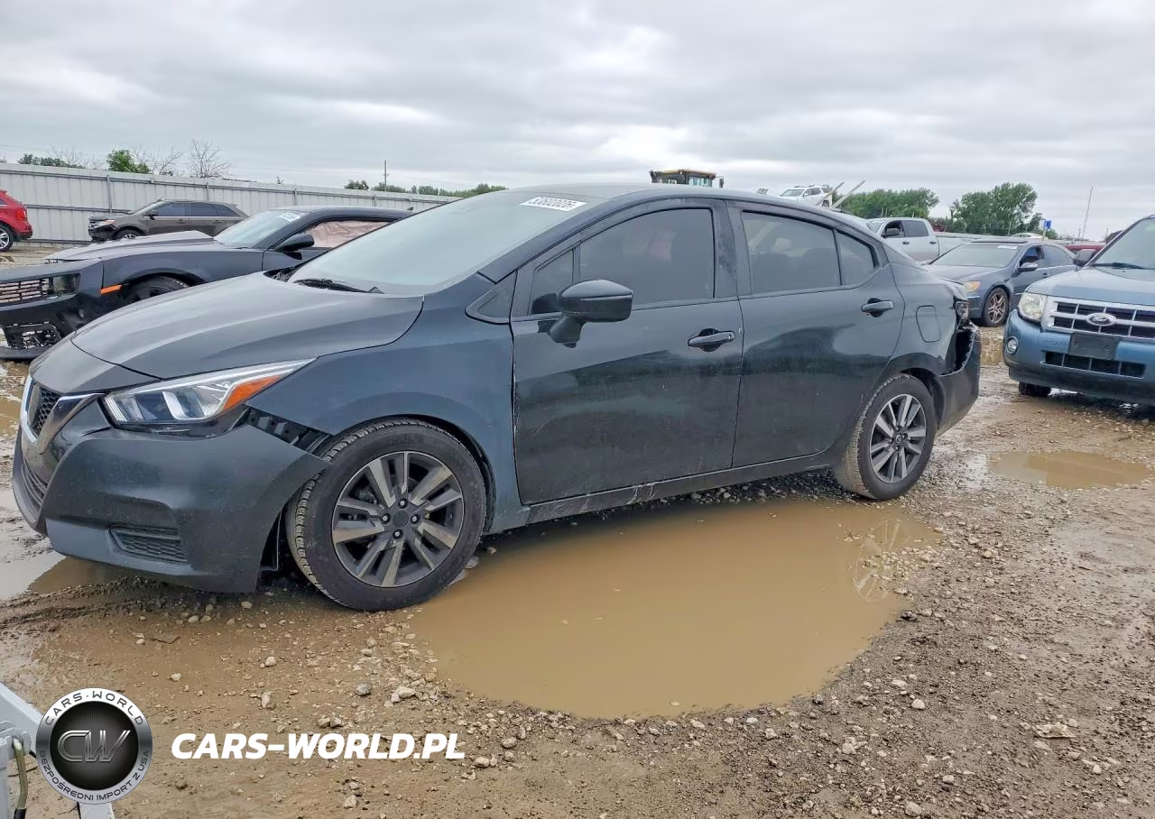 2020 Nissan Versa Sv