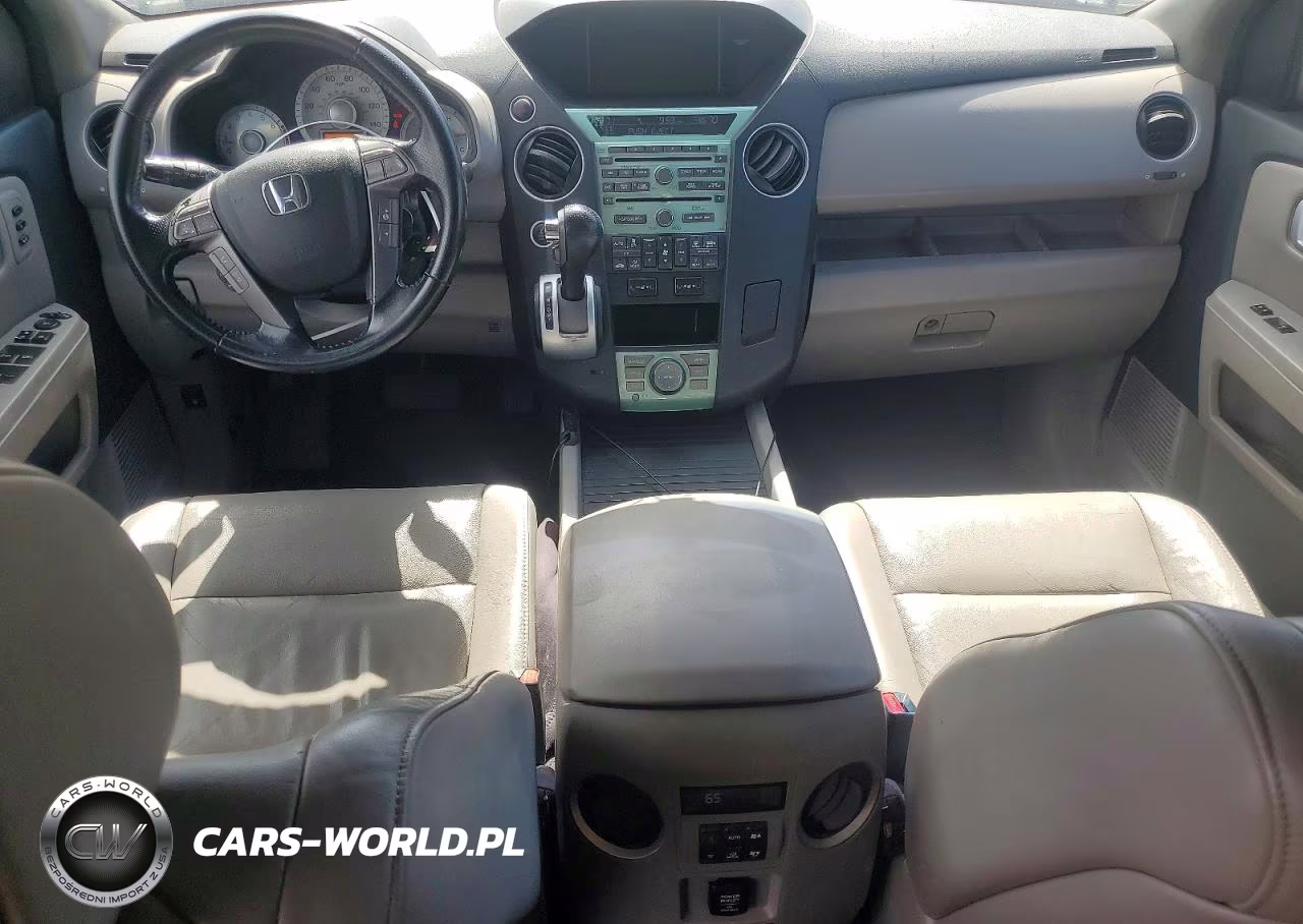 2010 Honda Pilot Touring VIN:5FNYF4H97AB030692 - 8