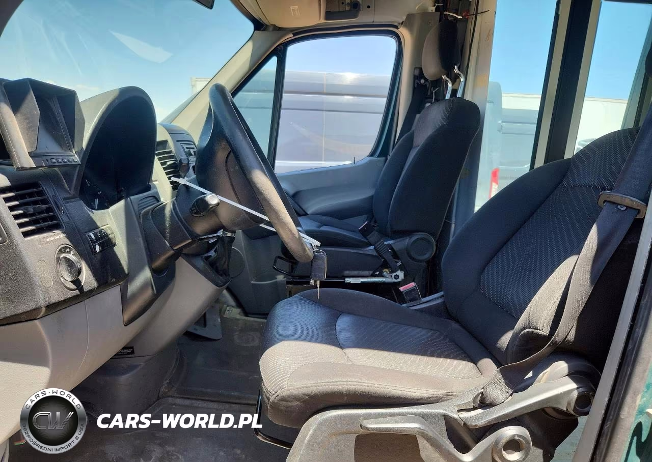 2014 Mercedes-Benz Sprinter 3500 VIN:WDAPF4CC5E5832229 - 7