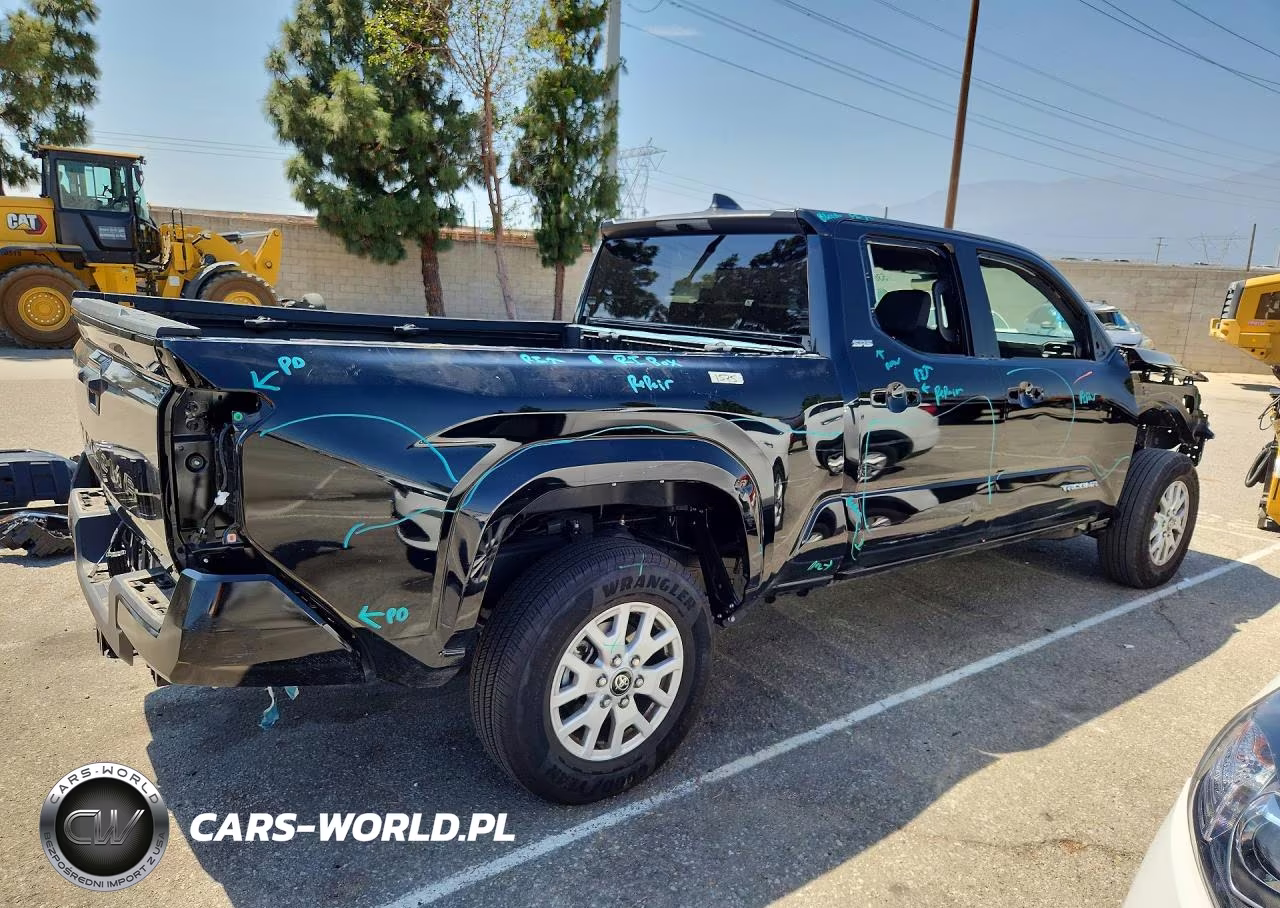 2025 Toyota Tacoma Sr5 VIN:3TMKB5FN9SM039933 - 3