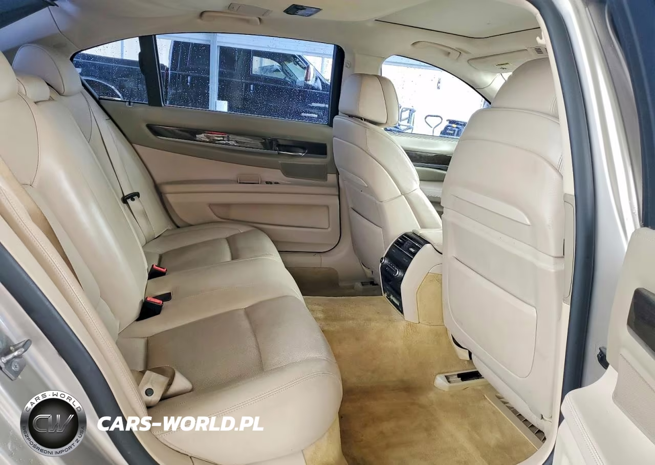 2010 BMW 750 Li VIN:WBAKB8C52ACY63260 - 10