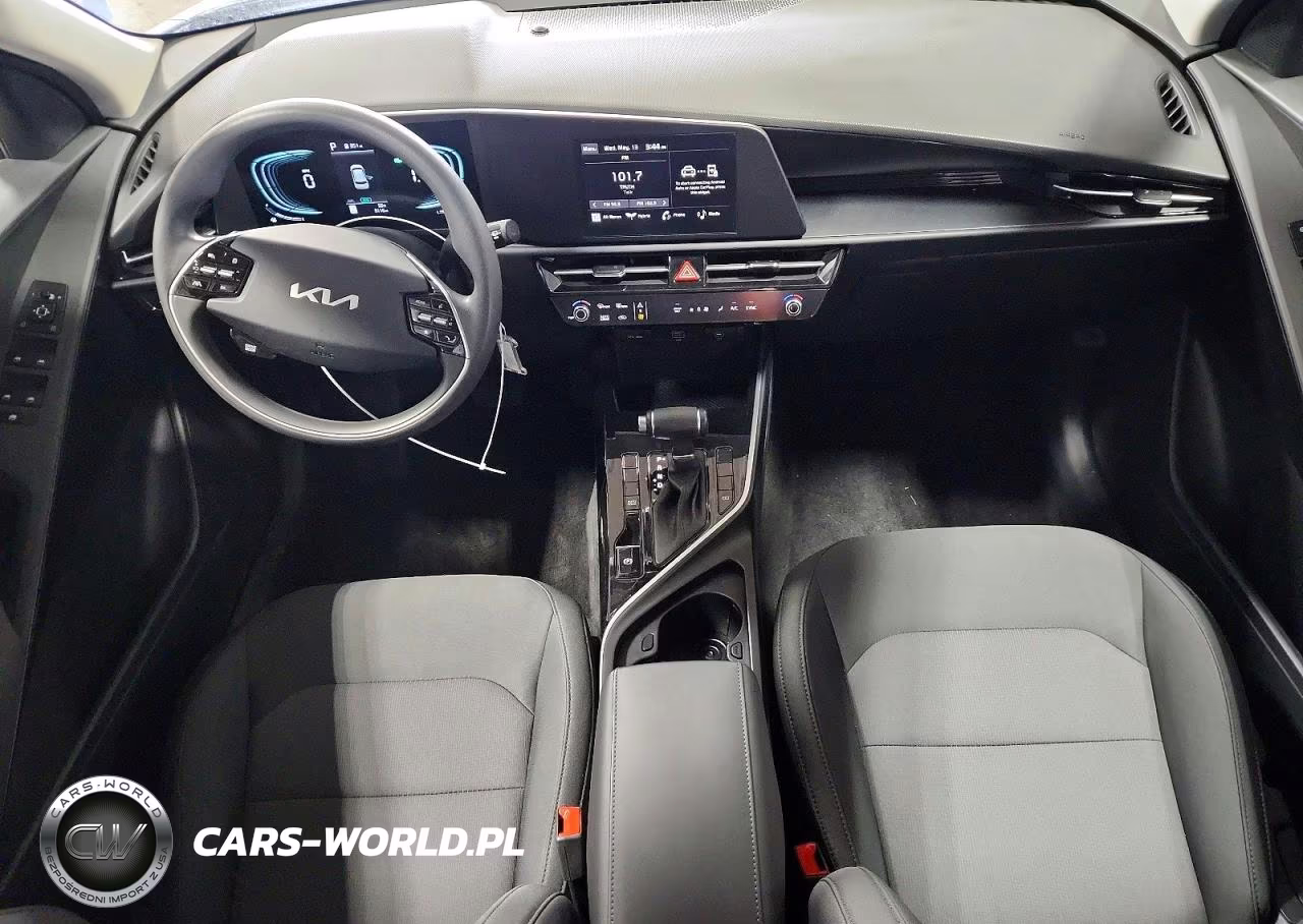 2026 Kia Niro Lx VIN:KNDCP3LE5T5332590 - 8