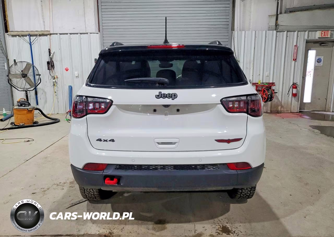 2025 Jeep Compass Trailhawk VIN:3C4NJDDN4ST590273 - 6