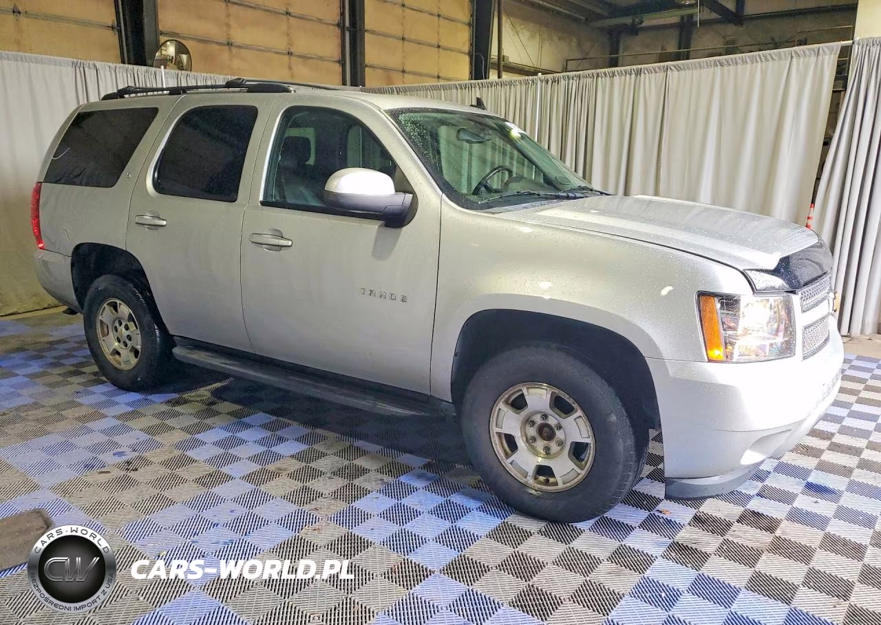 2013 Chevrolet Tahoe K1500 Lt VIN:1GNSKBE09DR240549 - 4