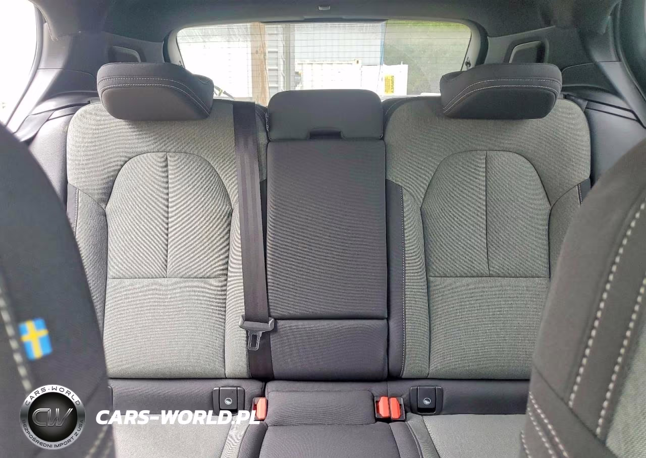 2025 Volvo Xc40 Core VIN:YV4L12UJ9S2515754 - 10
