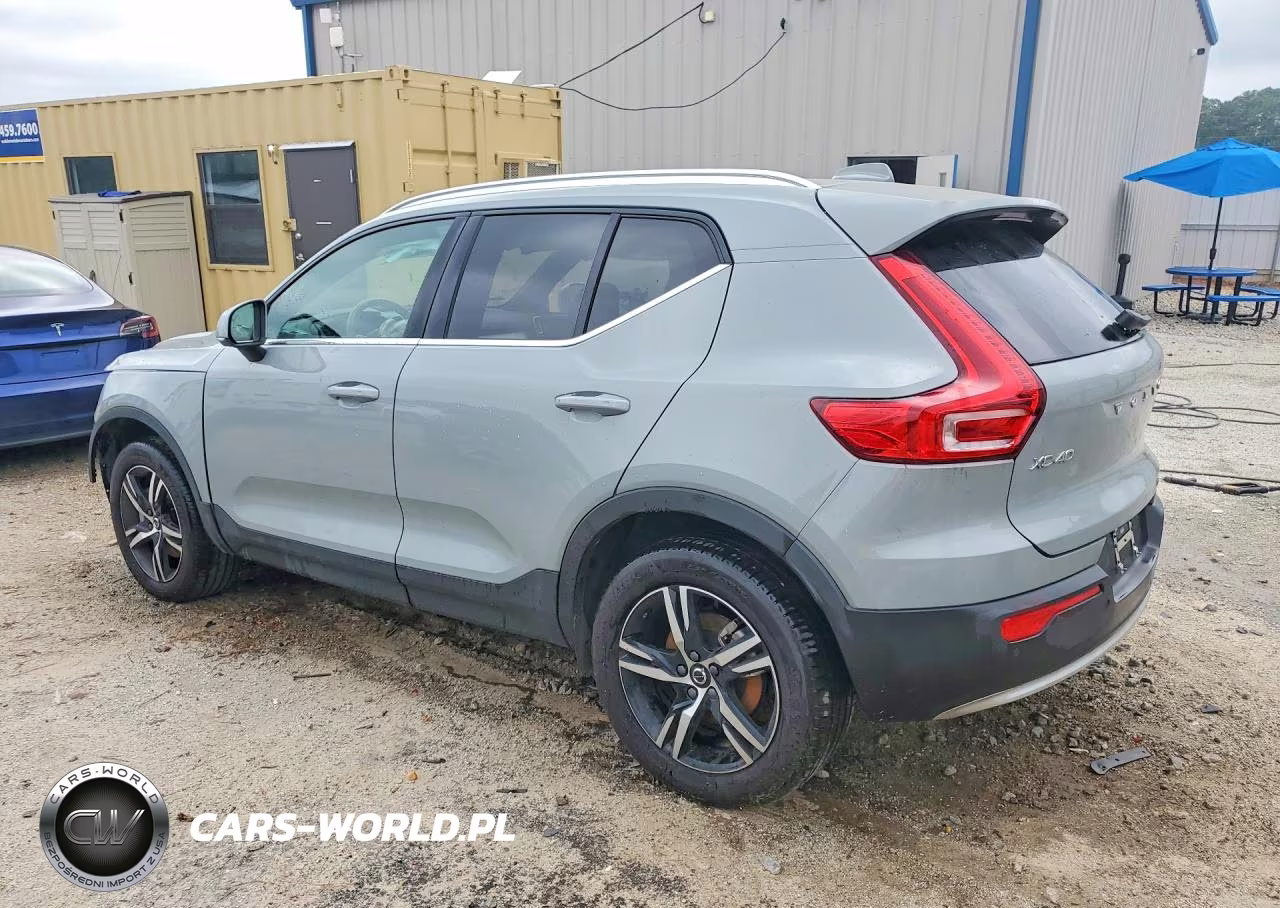 2025 Volvo Xc40 Core VIN:YV4L12UJ9S2515754 - 2
