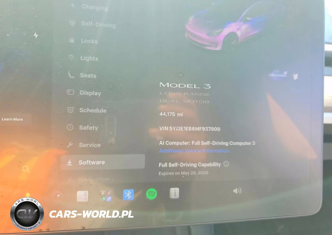 2021 Tesla Model 3 VIN:5YJ3E1EB6MF937909 - 9