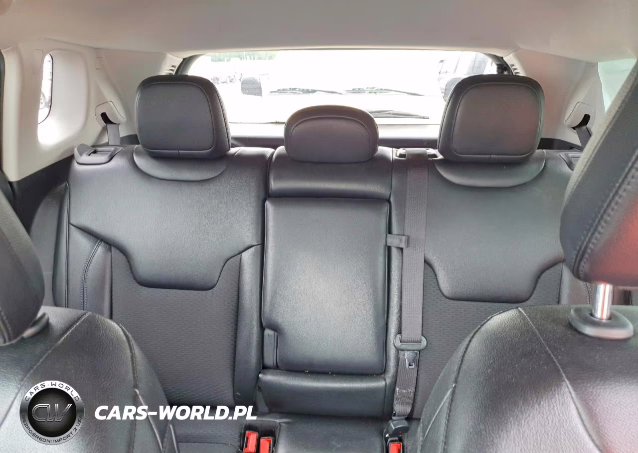 2022 Jeep Compass Latitude VIN:3C4NJDBB3NT133869 - 10