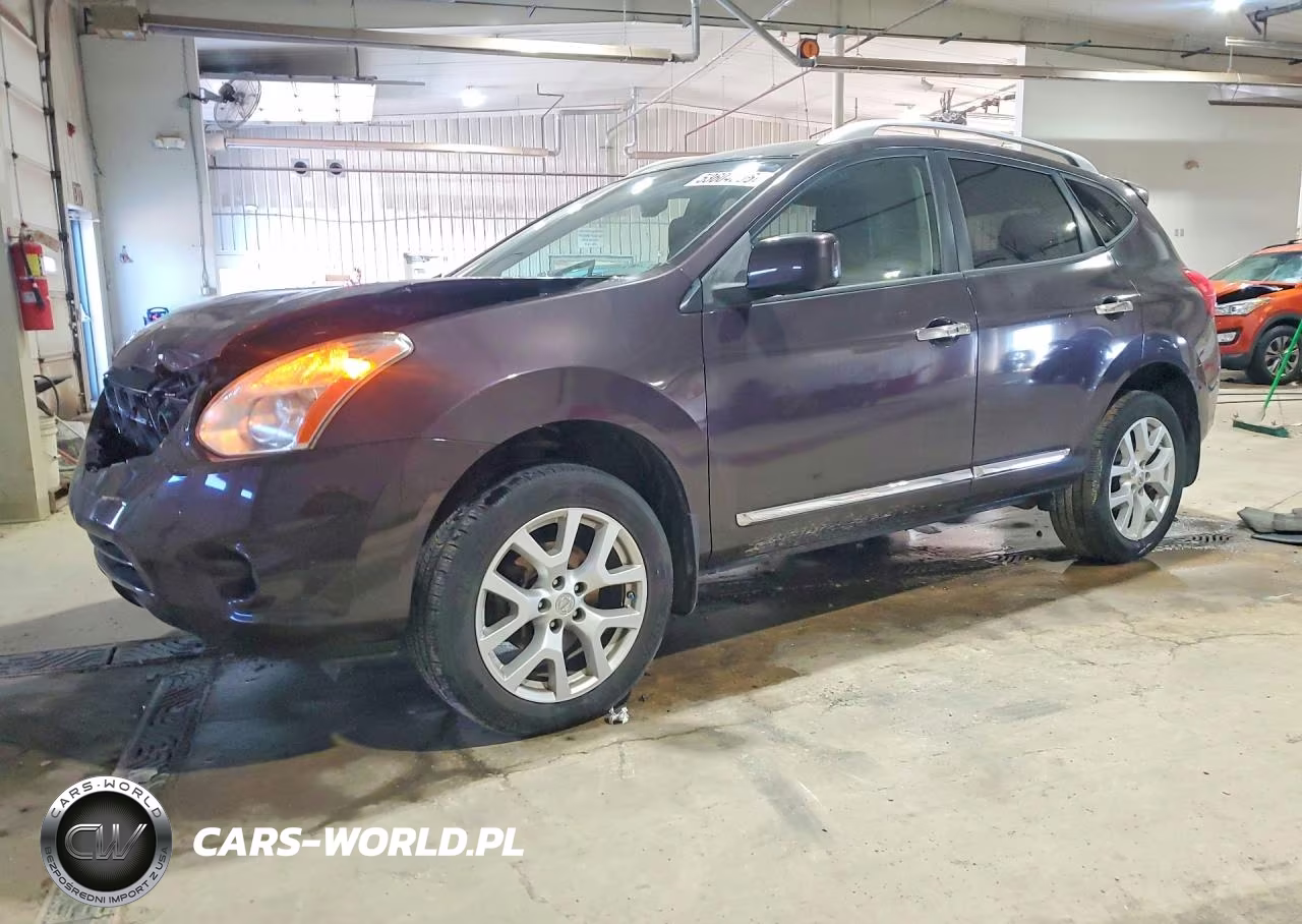 2013 Nissan Rogue S – zdjęcie 1 z 13