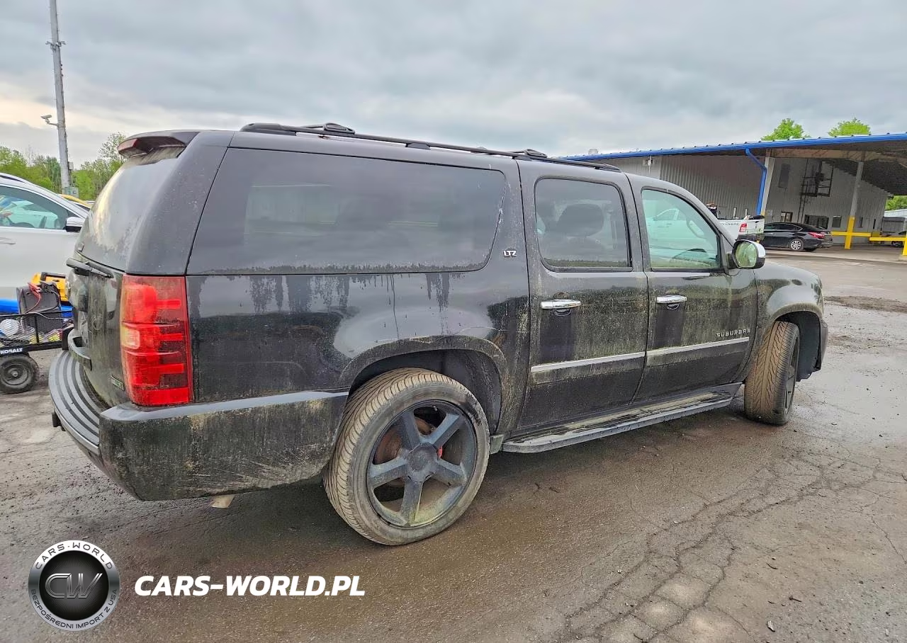 2010 Chevrolet Suburban K1500 Ltz VIN:1GNUKKE35AR220071 - 3
