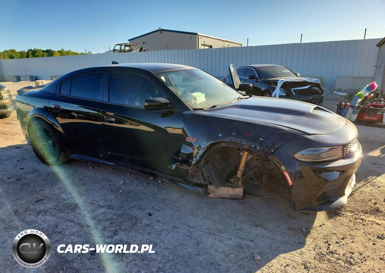 2023 Dodge Charger Scat Pack VIN:2C3CDXGJXPH671016 - 4