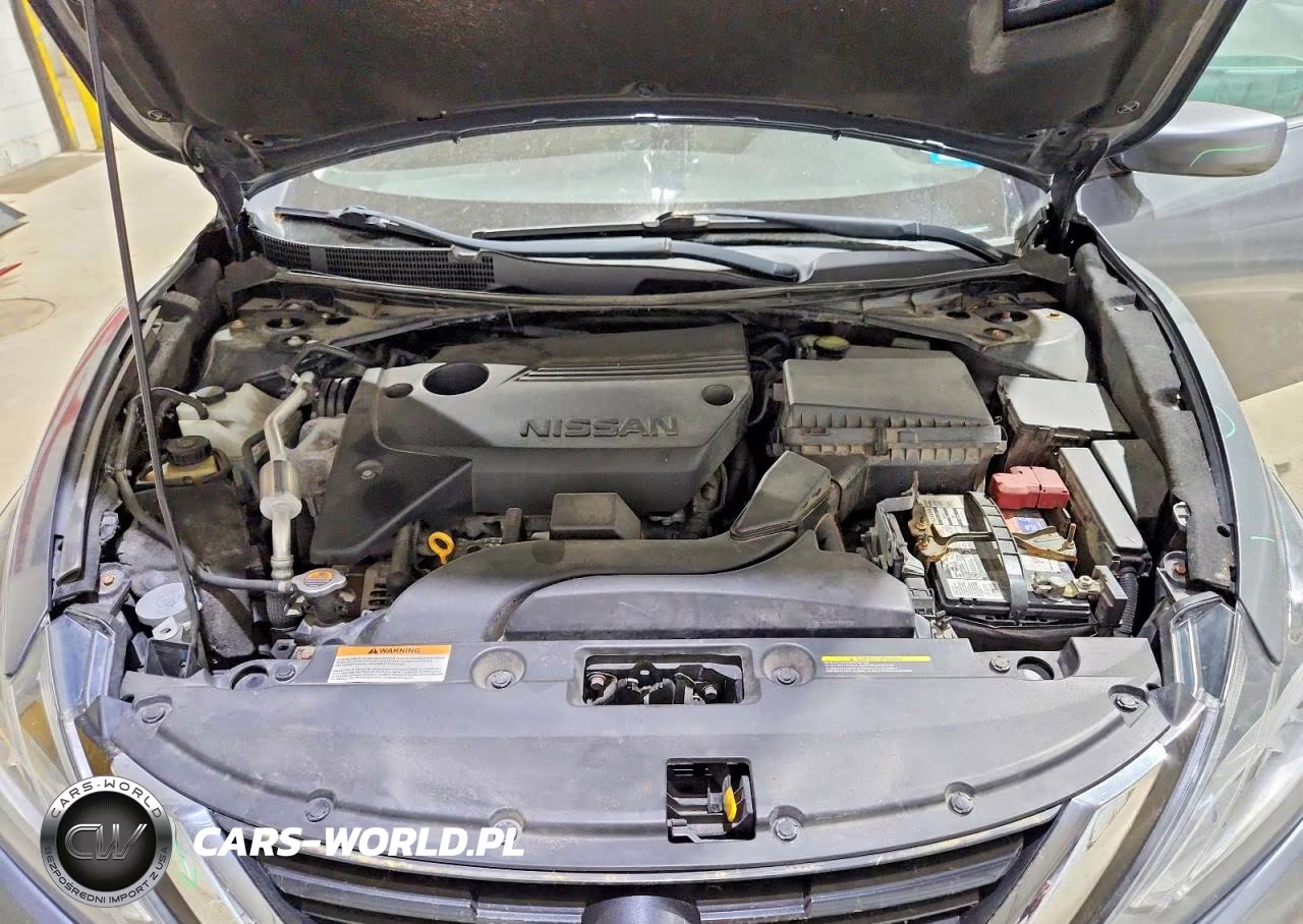 2018 Nissan Altima 2.5 S VIN:1N4AL3AP1JC188073 - 11