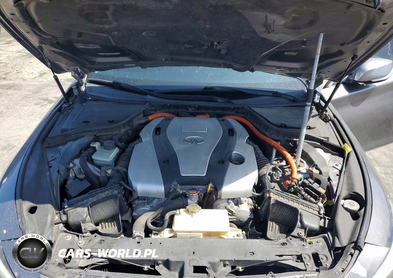 2014 Infiniti Q50 Hybrid Premium VIN:JN1AV7AP9EM690960 - 11