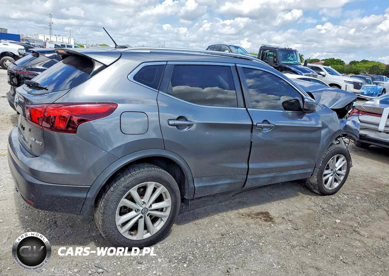 2019 Nissan Rogue Sport Sv VIN:JN1BJ1CR7KW343669 - 3
