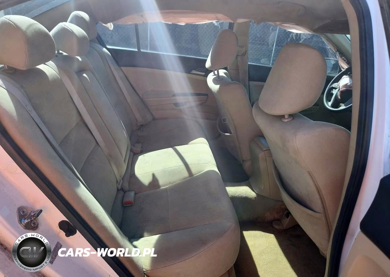 2011 Honda Accord Lx VIN:1HGCP2F32BA060642 - 10