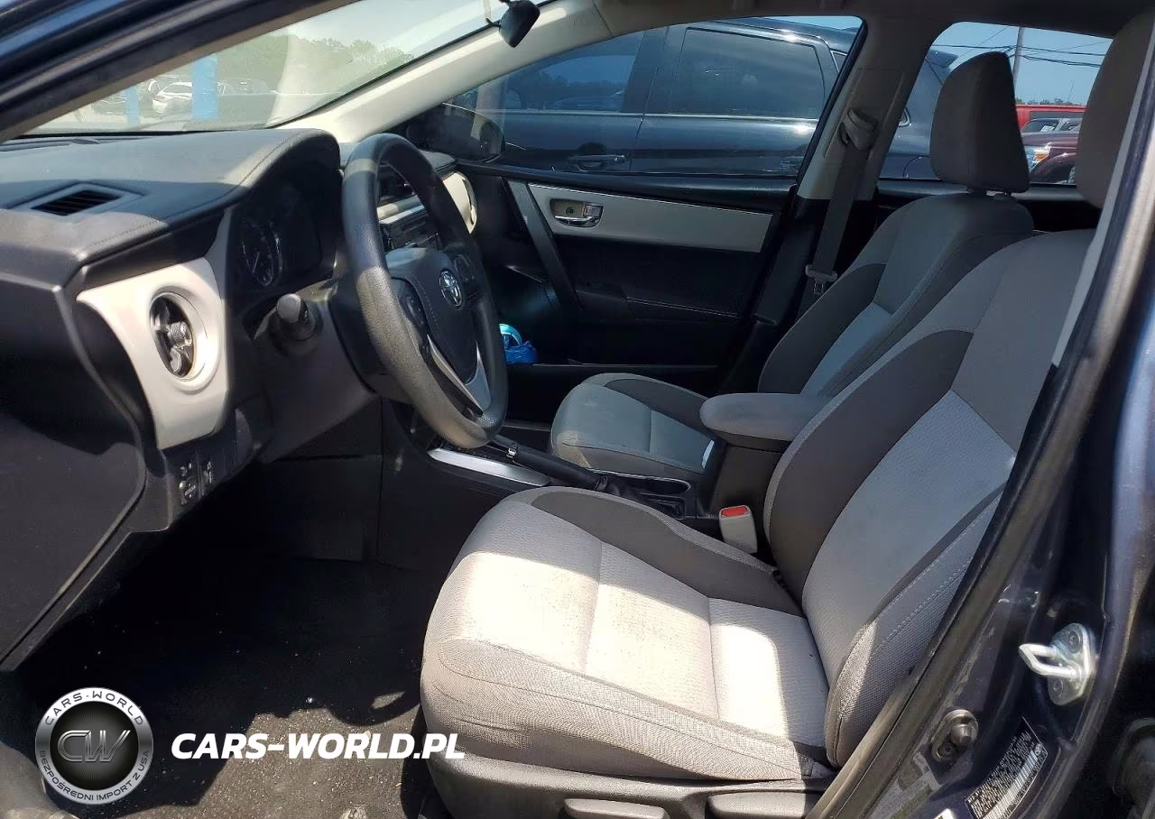 2018 Toyota Corolla Le VIN:5YFBURHEXJP818408 - 7