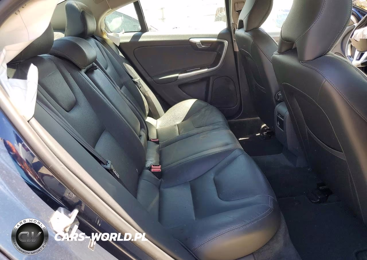 2015 Volvo S60 Premier+ VIN:YV126MFC7F1312443 - 10