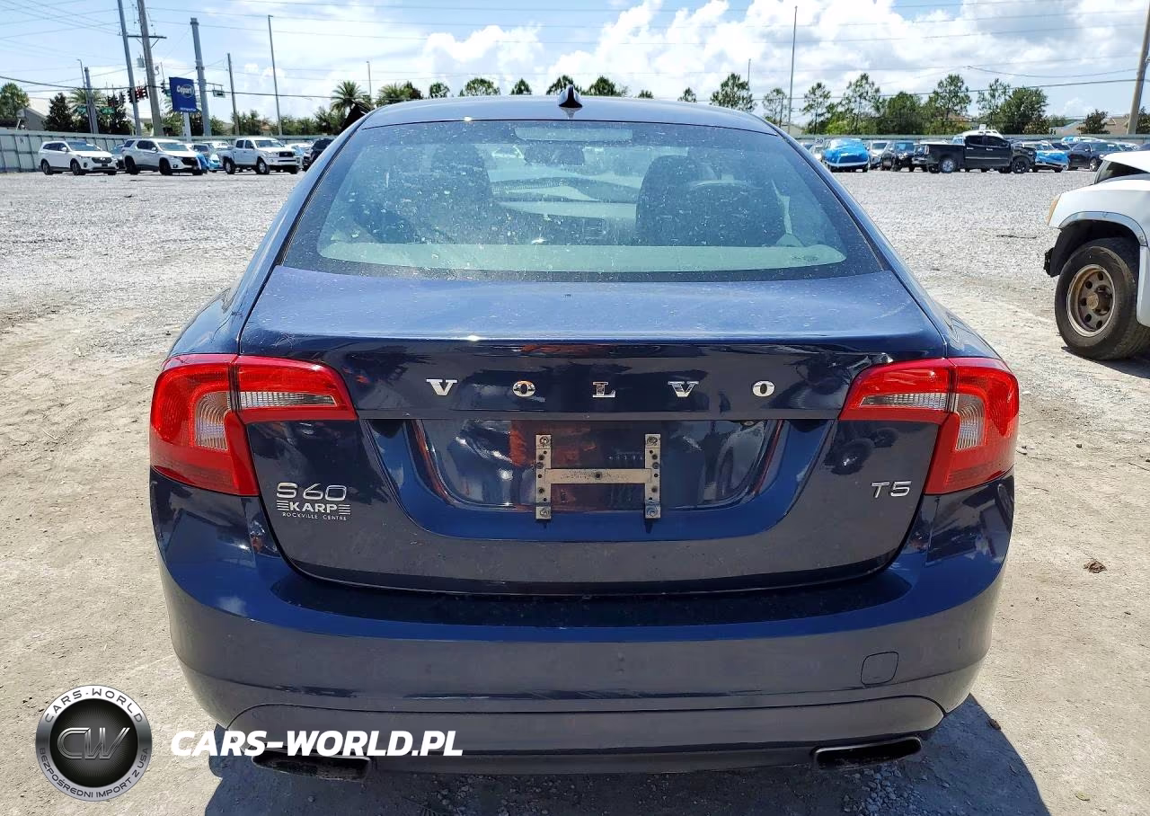 2015 Volvo S60 Premier+ VIN:YV126MFC7F1312443 - 6