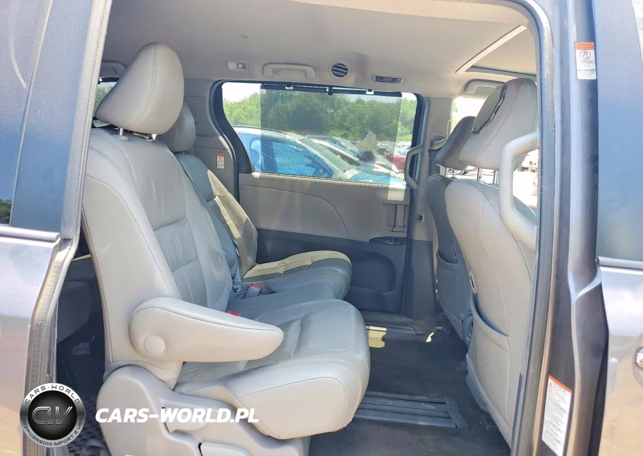 2017 Toyota Sienna Xle 8-Passenger VIN:5TDYZ3DC1HS820238 - 11