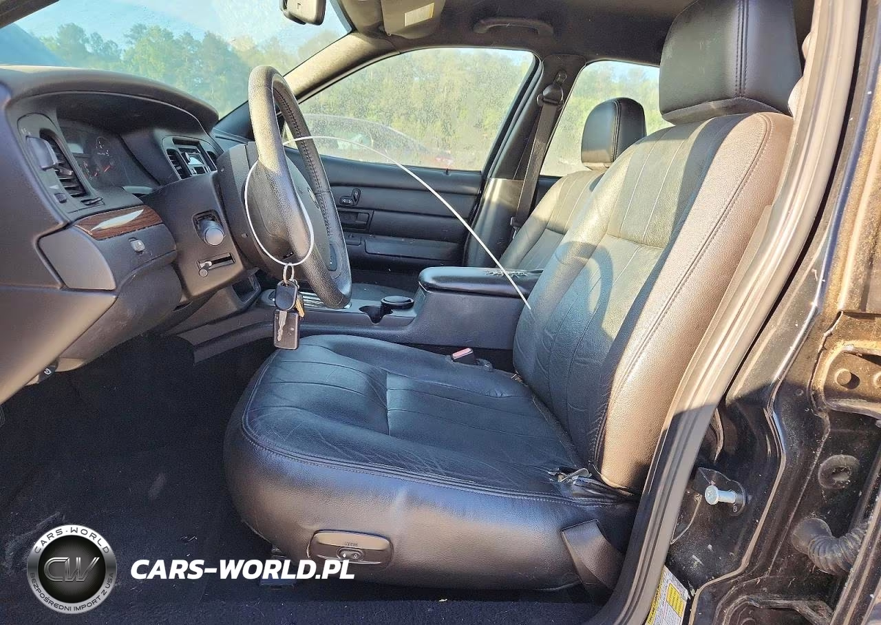 2007 Ford Crown Victoria VIN:2FAFP74V76X105266 - 7