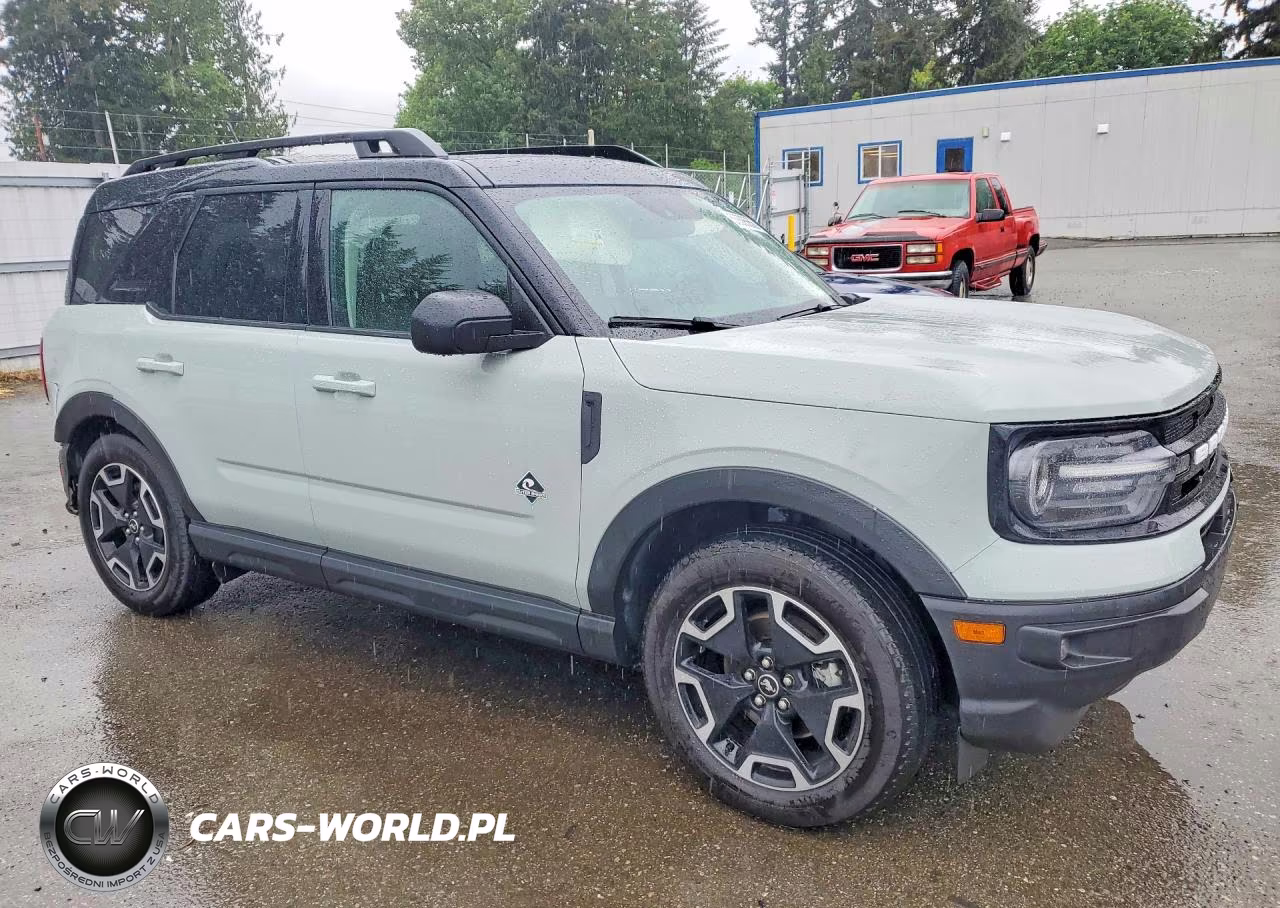 2022 Ford Bronco Sport Outer Banks VIN:3FMCR9C62NRD44956 - 4