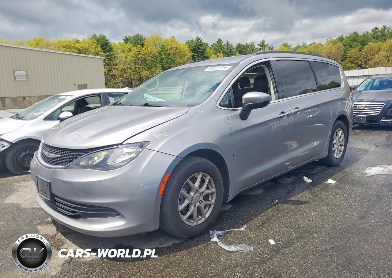 2020 Chrysler Voyager Lxi VIN:2C4RC1DG5LR260724 - 1