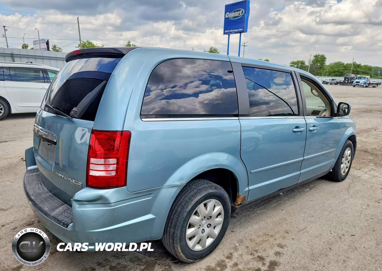 2010 Chrysler Town & Country Lx VIN:2A4RR4DE0AR215051 - 3