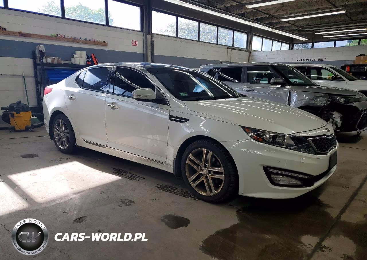 2013 Kia Optima Sx VIN:5XXGR4A61DG242850 - 4