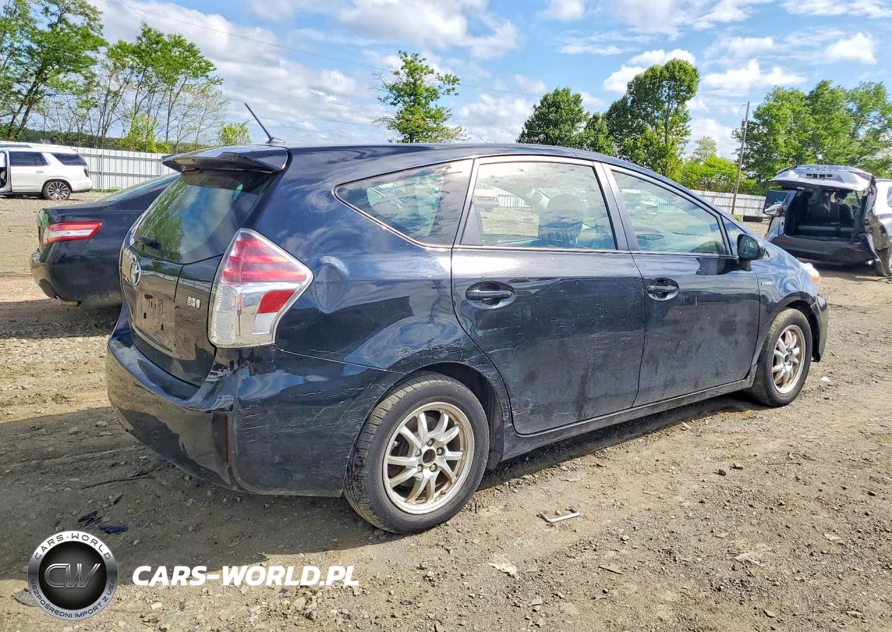 2017 Toyota Prius V Two VIN:JTDZN3EU5HJ059914 - 3