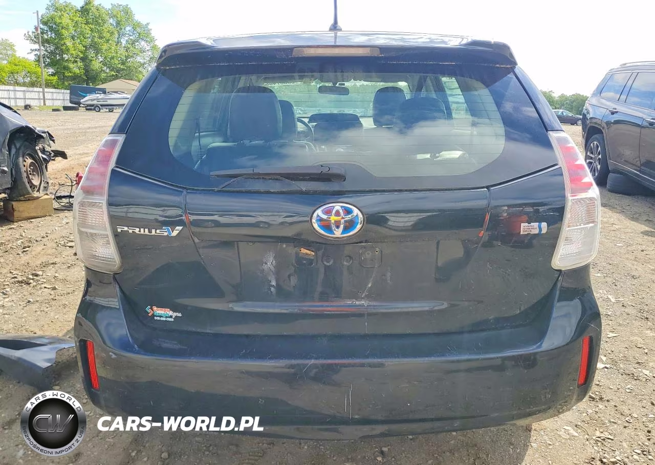 2017 Toyota Prius V Two VIN:JTDZN3EU5HJ059914 - 6
