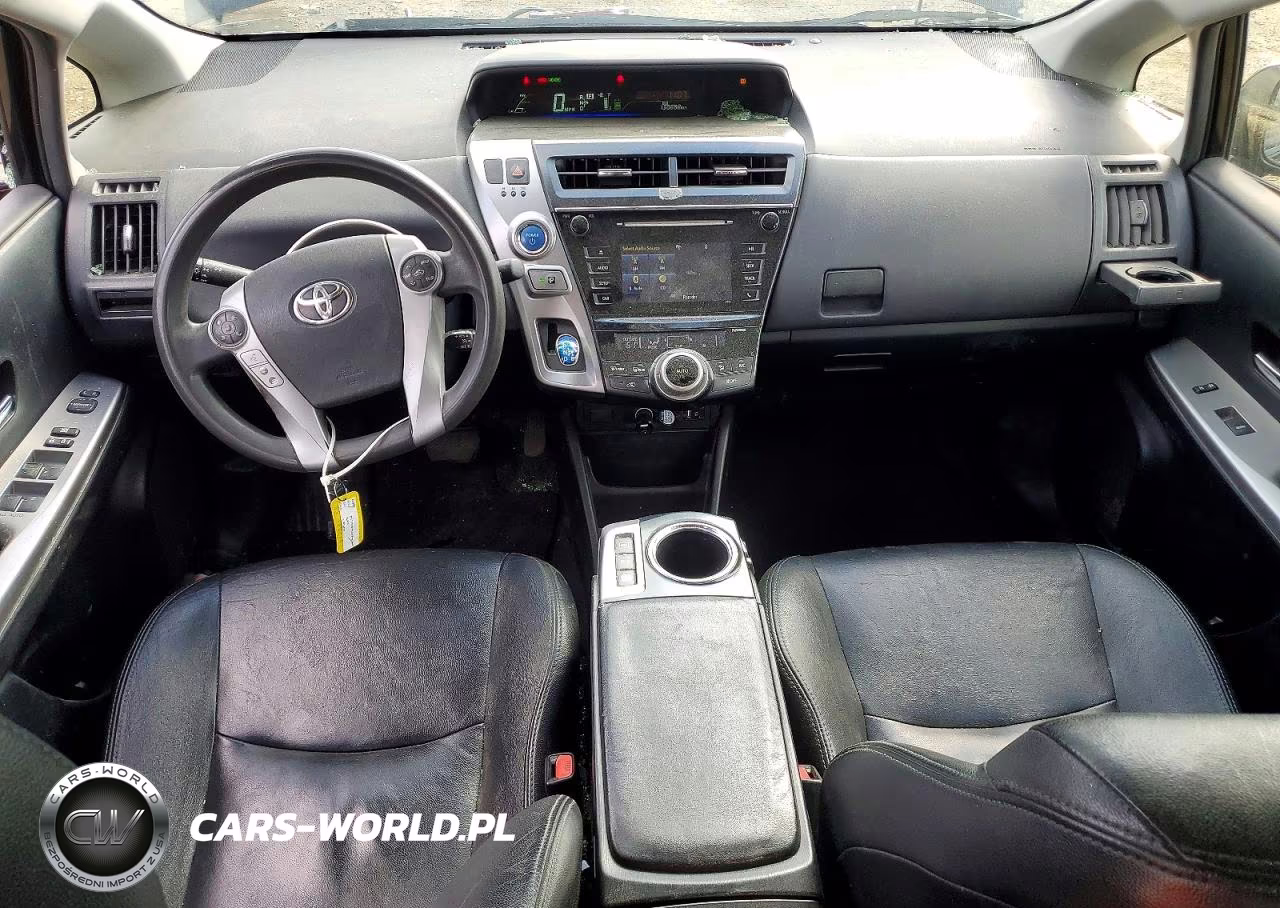 2017 Toyota Prius V Two VIN:JTDZN3EU5HJ059914 - 8