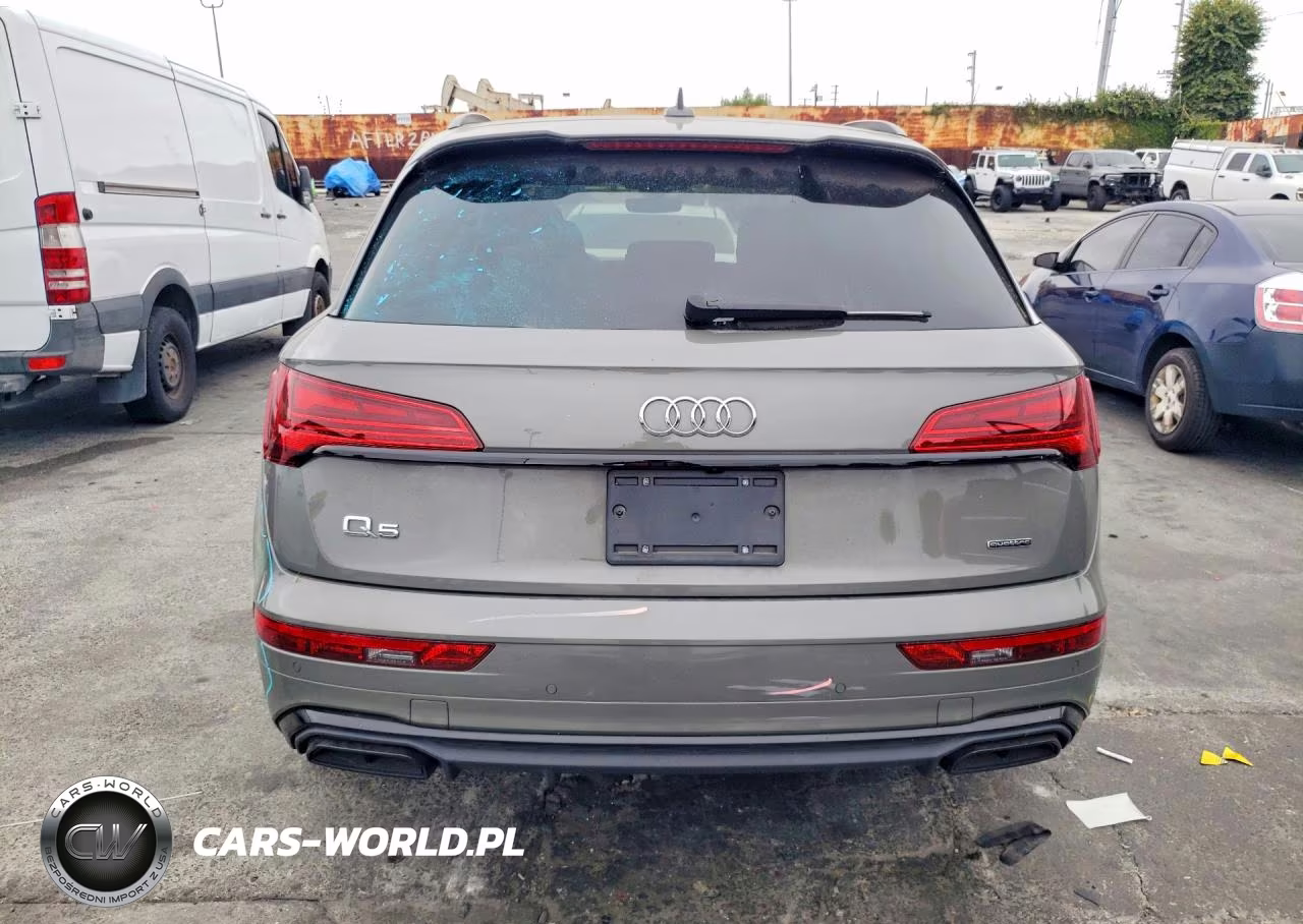2023 Audi Q5 E Premium Plus 55 VIN:WA1E2AFY9P2022042 - 6