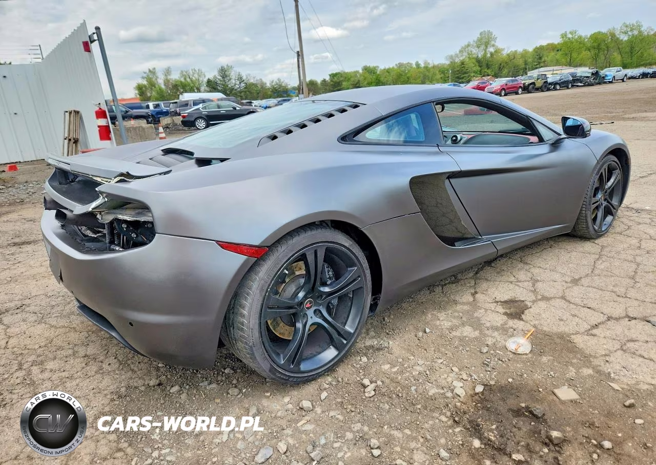 2012 Mclaren Automotive Mp4-12C VIN:SBM11AAAXCW000238 - 3