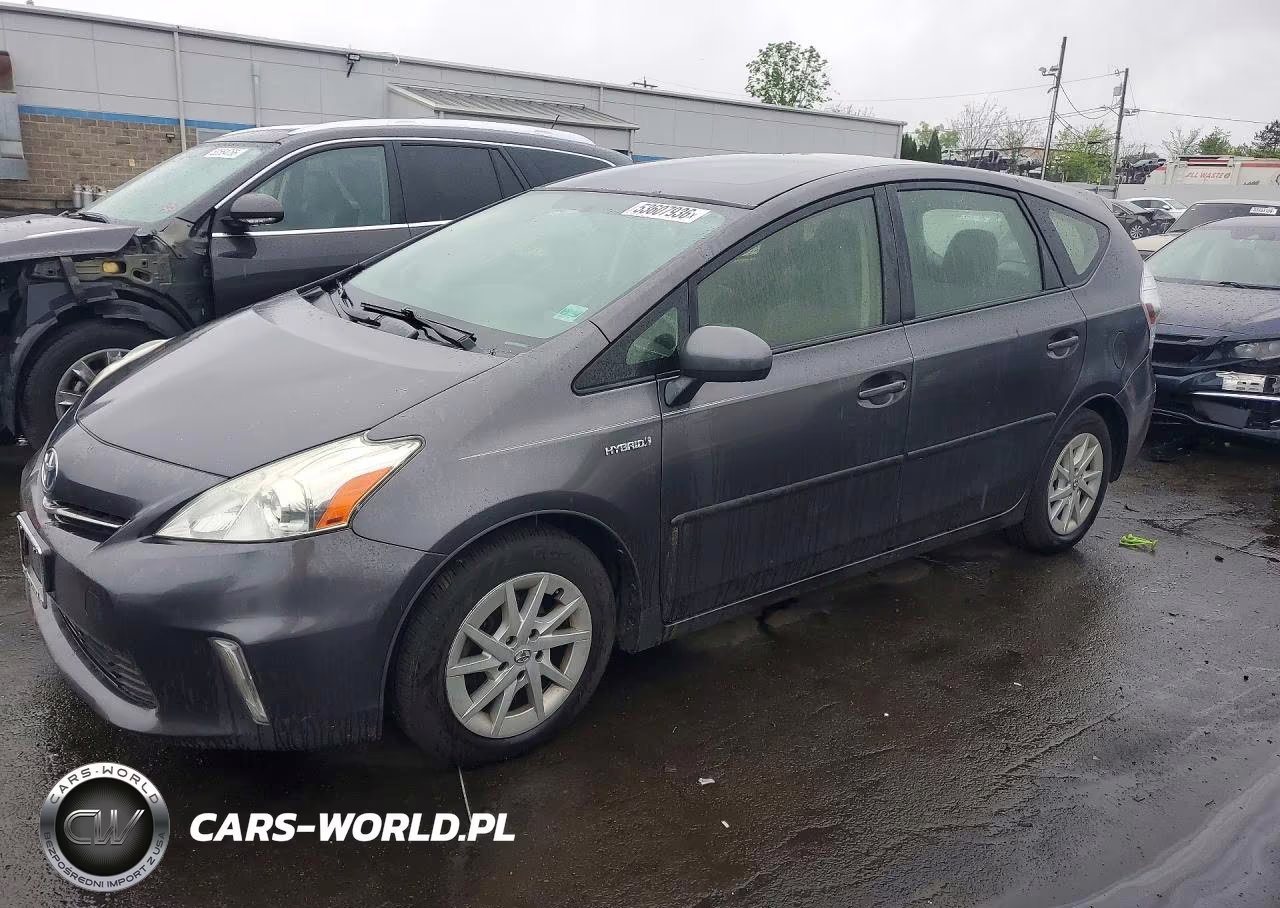 2014 Toyota Prius V Three