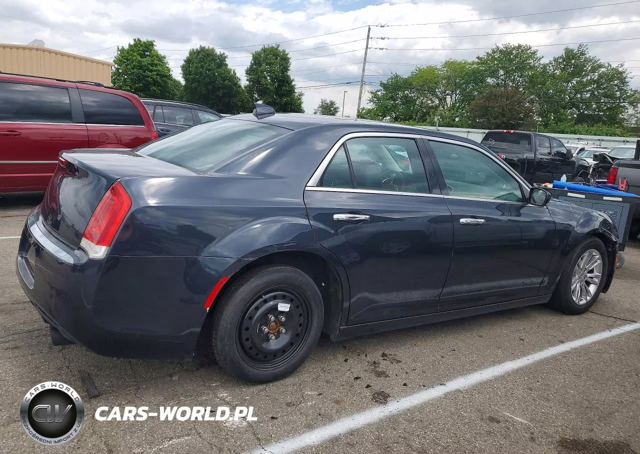 2017 Chrysler 300C VIN:2C3CCAEG1HH552117 - 3