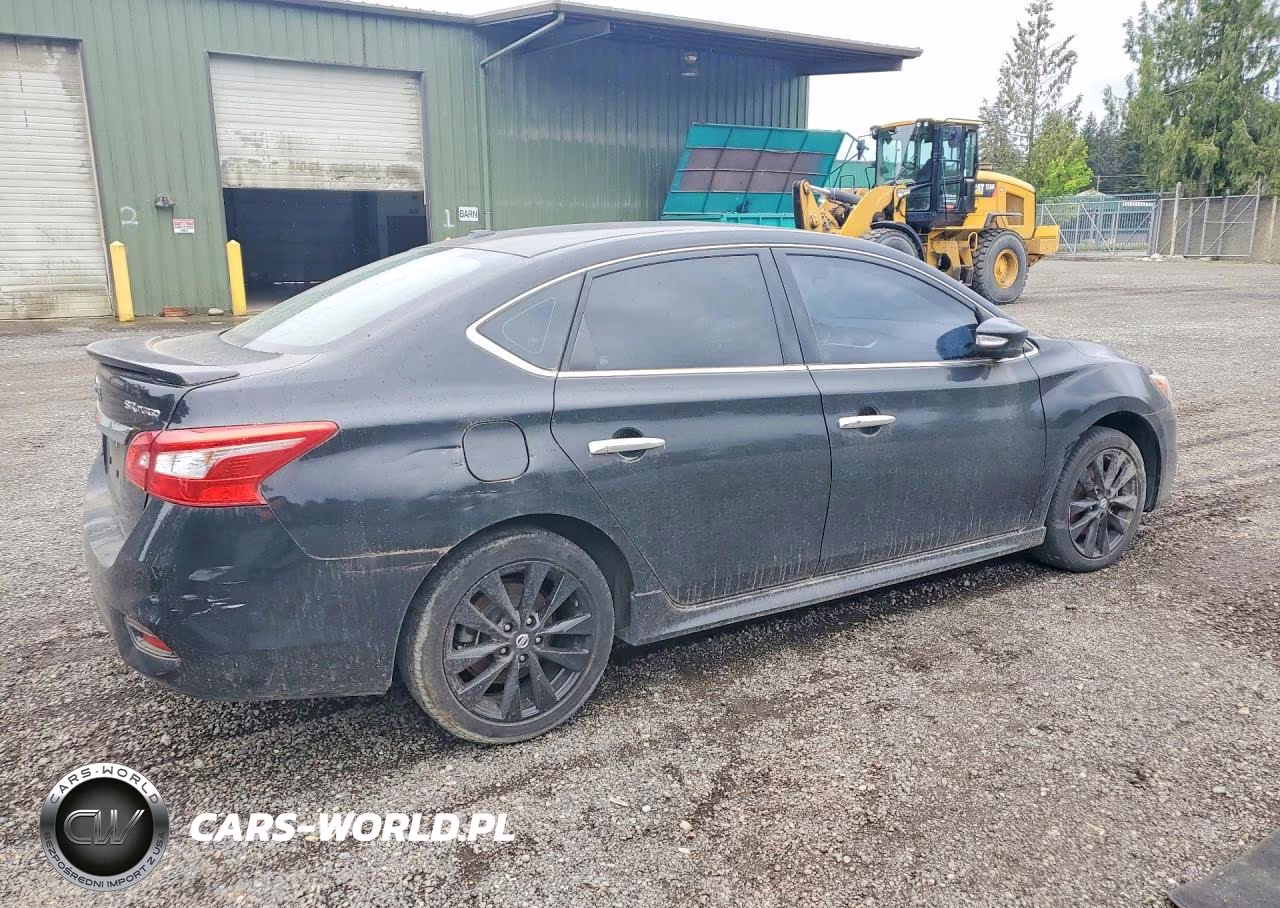 2017 Nissan Sentra Sr Turbo VIN:3N1CB7AP4HY355639 - 3