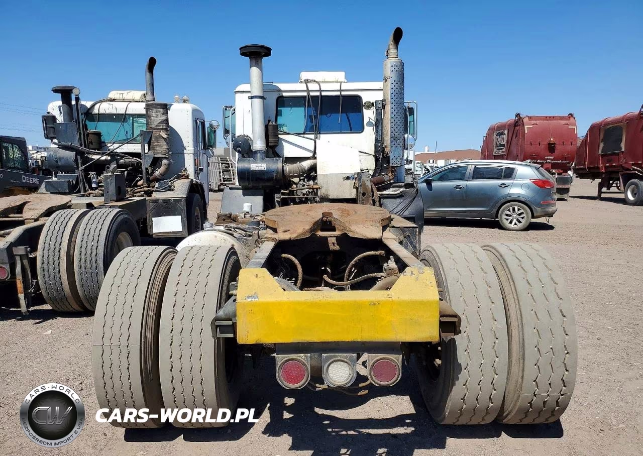 2005 Mack Mr688P Semi Truck VIN:1M2K194Y45M029572 - 9