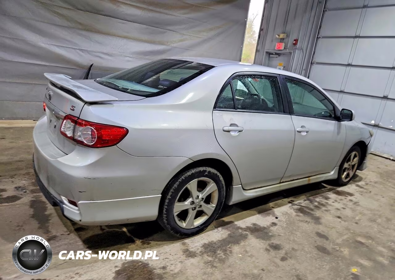 2011 Toyota Corolla S VIN:2T1BU4EE3BC597128 - 3