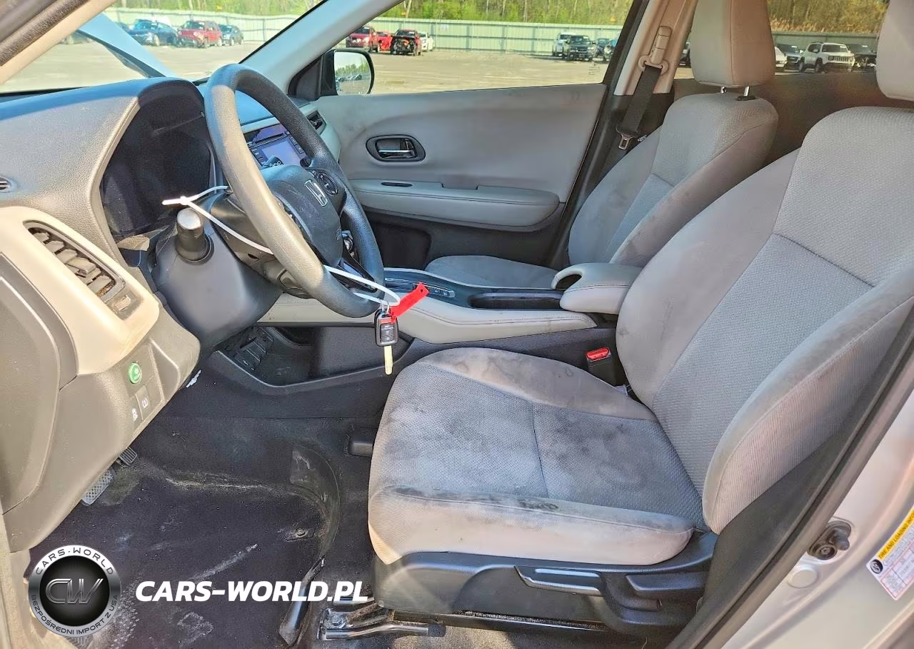 2018 Honda Hr-V Lx VIN:3CZRU6H32JG722607 - 7