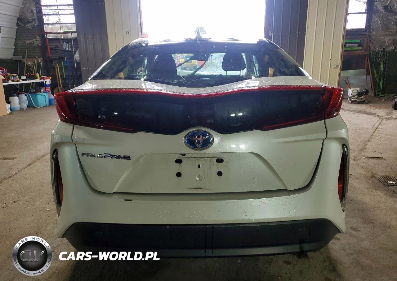 2017 Toyota Prius Prime Premium VIN:JTDKARFP1H3006494 - 6
