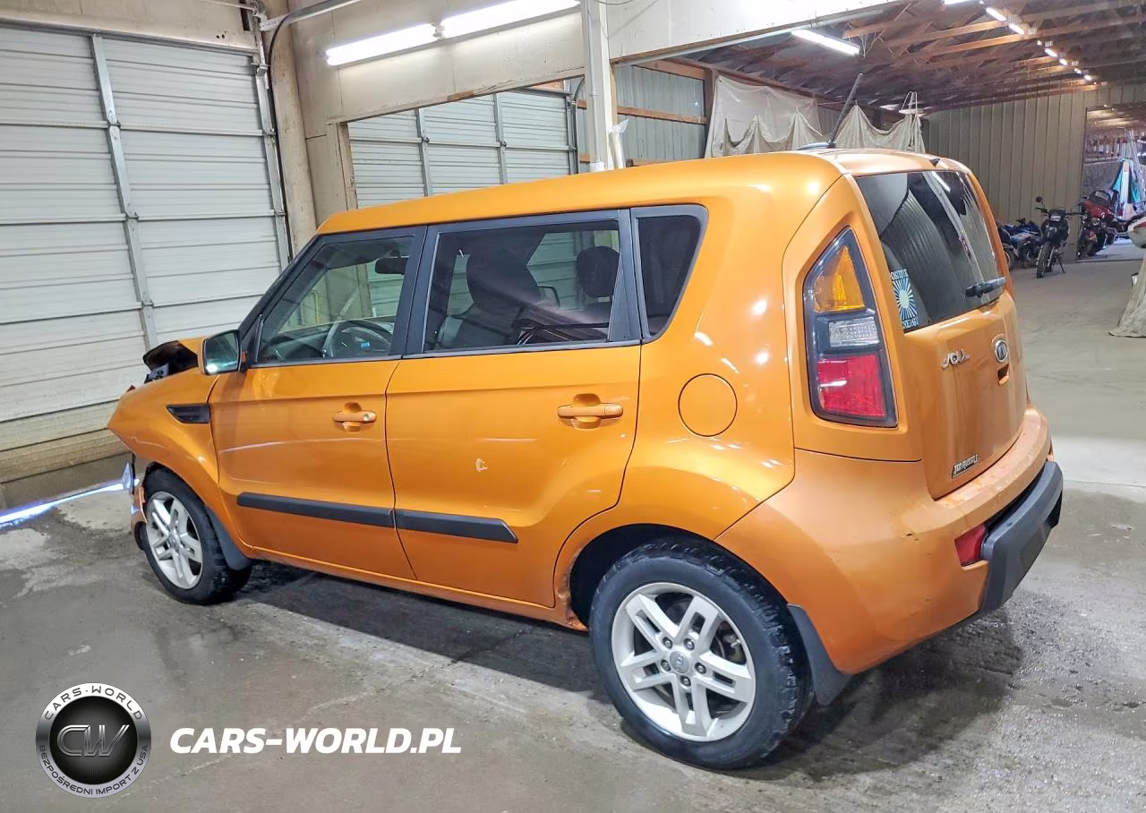 2011 Kia Soul + VIN:KNDJT2A22B7319031 - 2