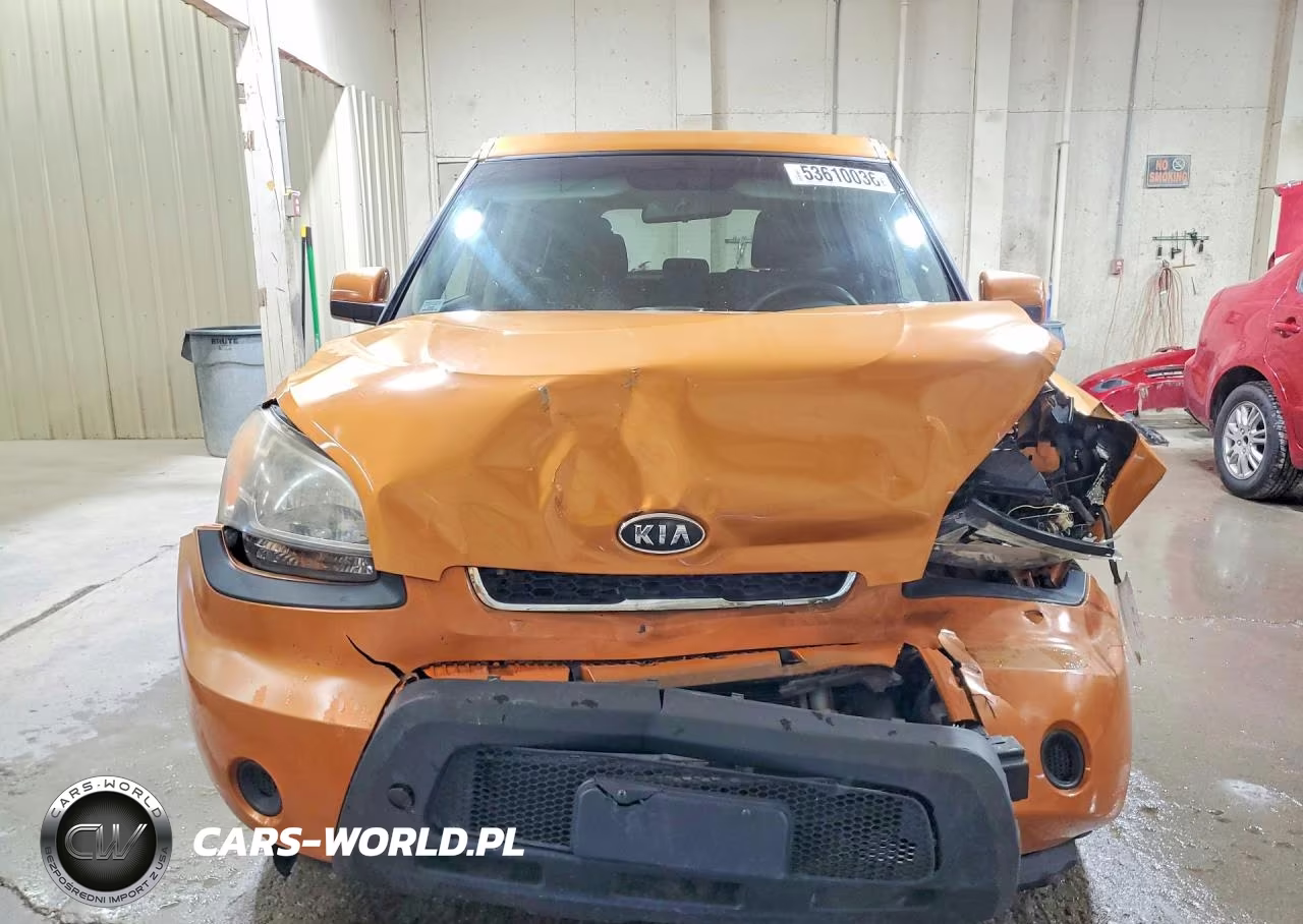2011 Kia Soul + VIN:KNDJT2A22B7319031 - 5